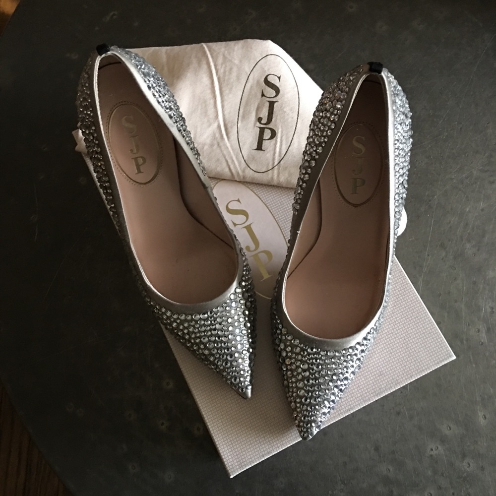 SJP Sarah Jessica Parker Greta Pump